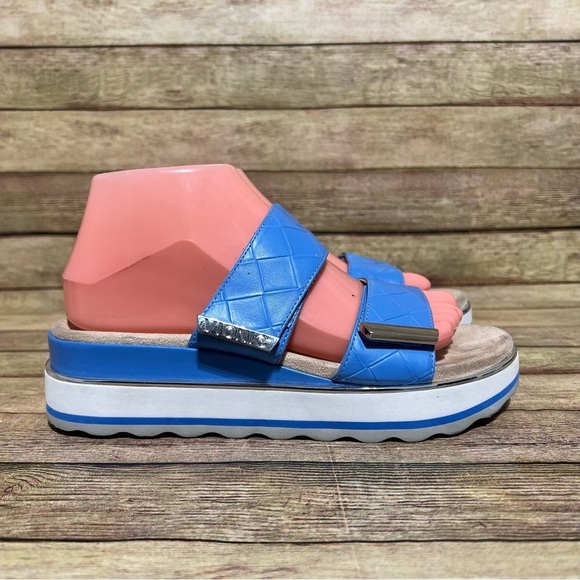 Vionic Women's Blue and Tan Sandals - Picture 3 of 9